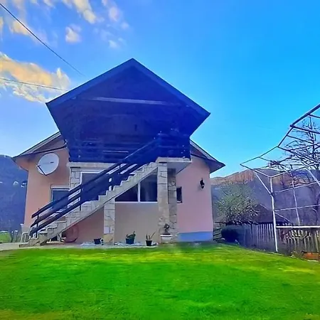 Smestaj Petronijevic Апартаменты Баина-Башта