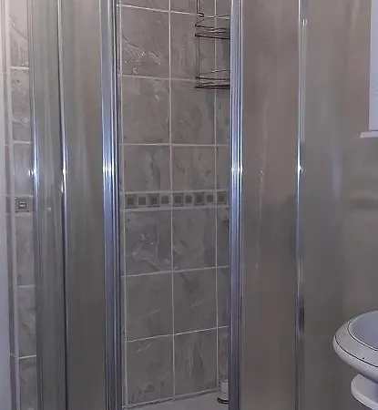 Smestaj Petronijevic *